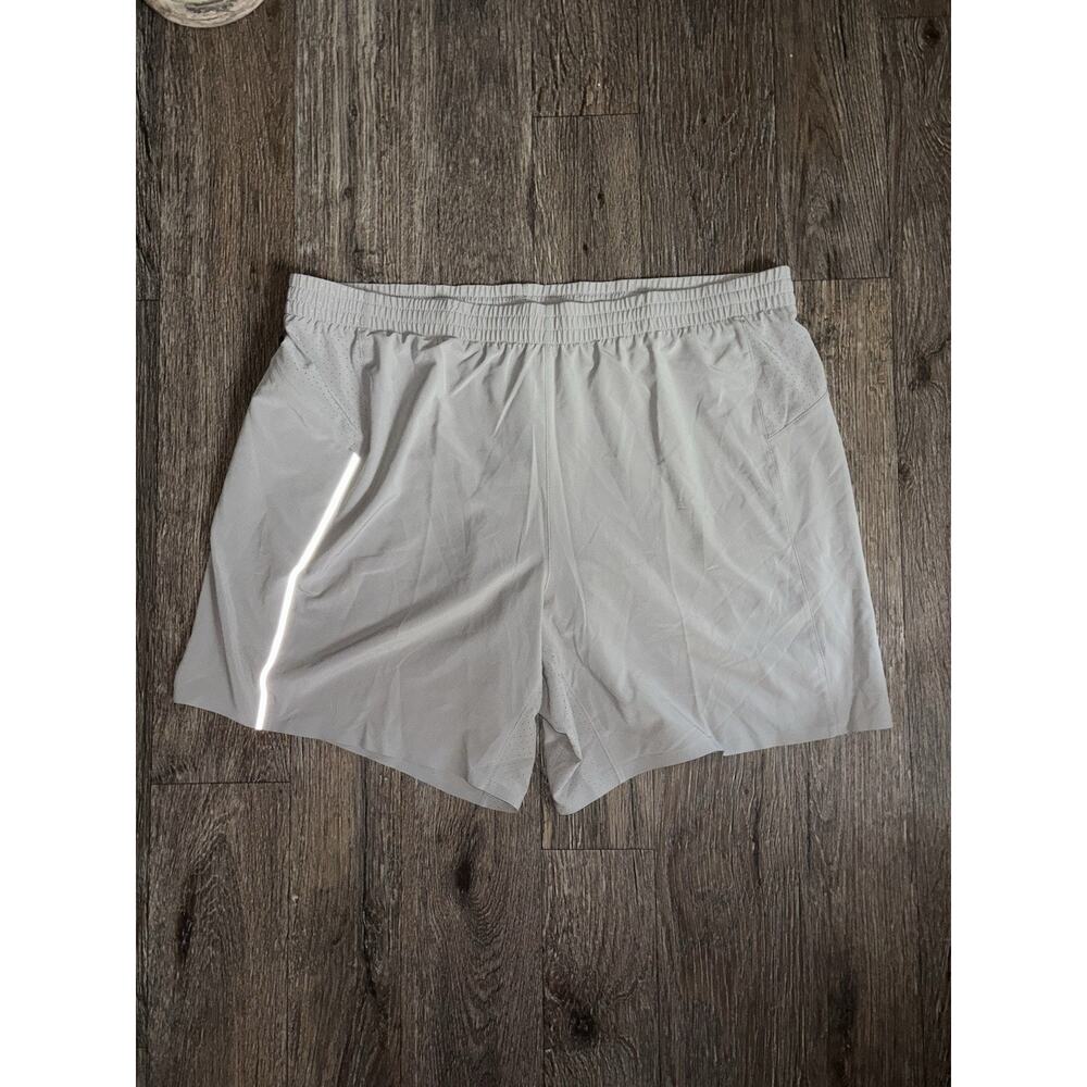 VRST Men's 7” Accelerate Run Shorts - Silver Shadow Size XL